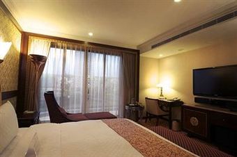 Royal Palace Hotel