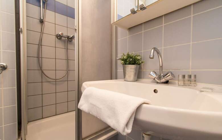 Checkvienna - Apartmenthaus Hietzing