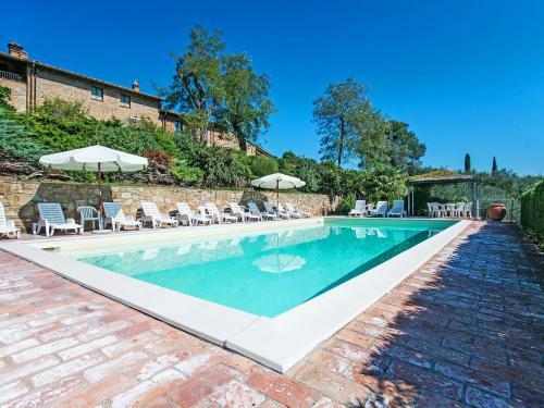 Two-bedroom Apartment Baccelli 1
