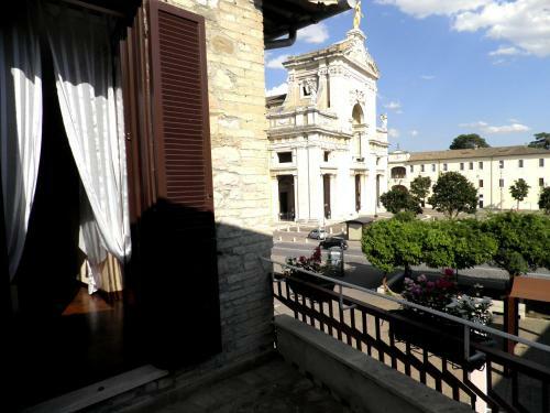 Hostal Piazza Degli Angeli