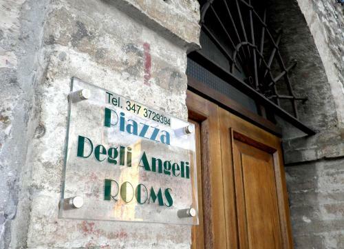 Hostal Piazza Degli Angeli
