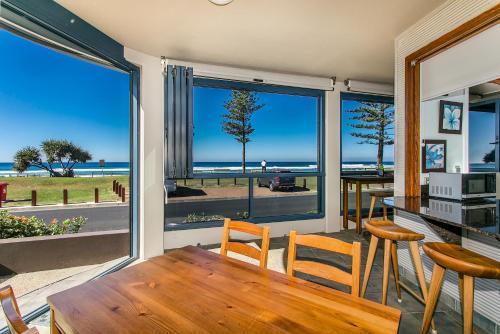 Lennox Point Holiday Apartments
