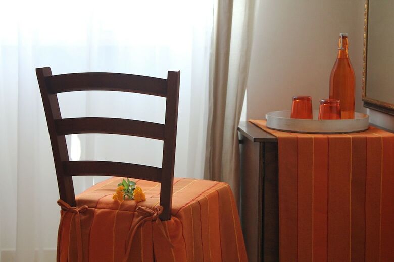Hostal B&B La Porta D'oriente