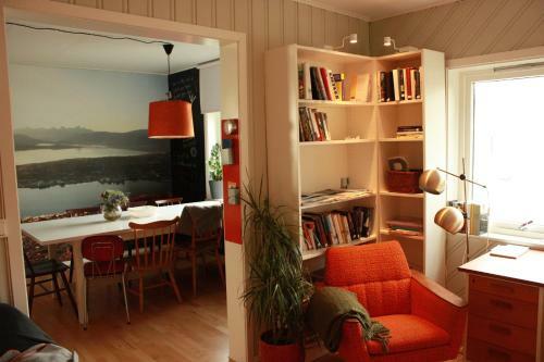 Hostal Troms� Bed & Books