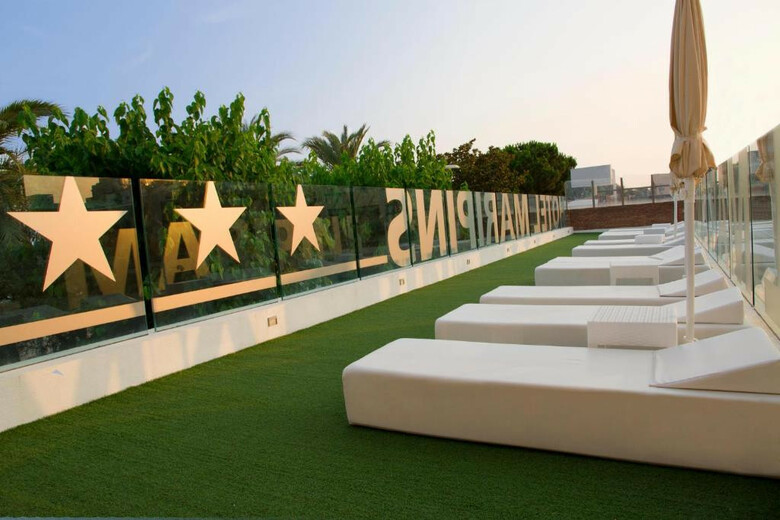 Hotel Alegria Maripins