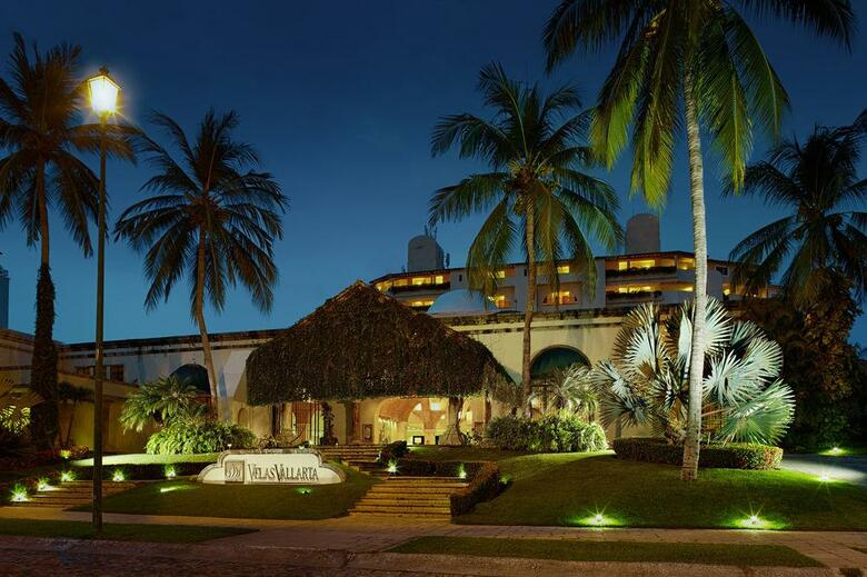 Hotel Velas Vallarta Suite Resort