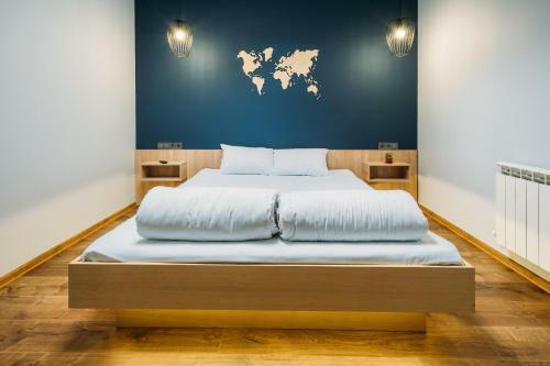 Yard Hostel & Coffee Shop