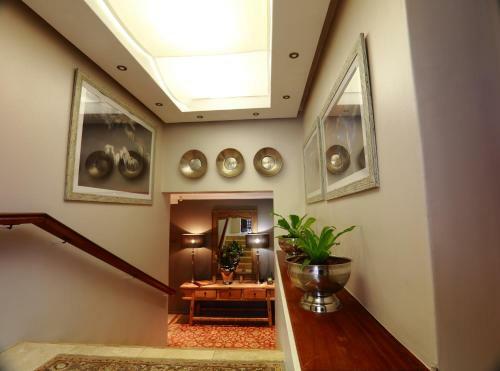 Hotel Hazelwood House