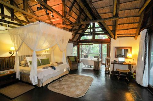 Hluhluwe River Lodge