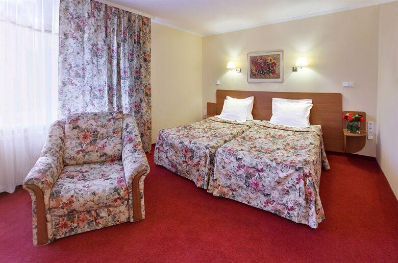 Hotel Nadia