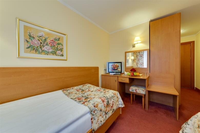 Hotel Nadia