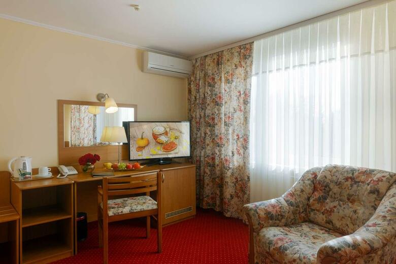 Hotel Nadia