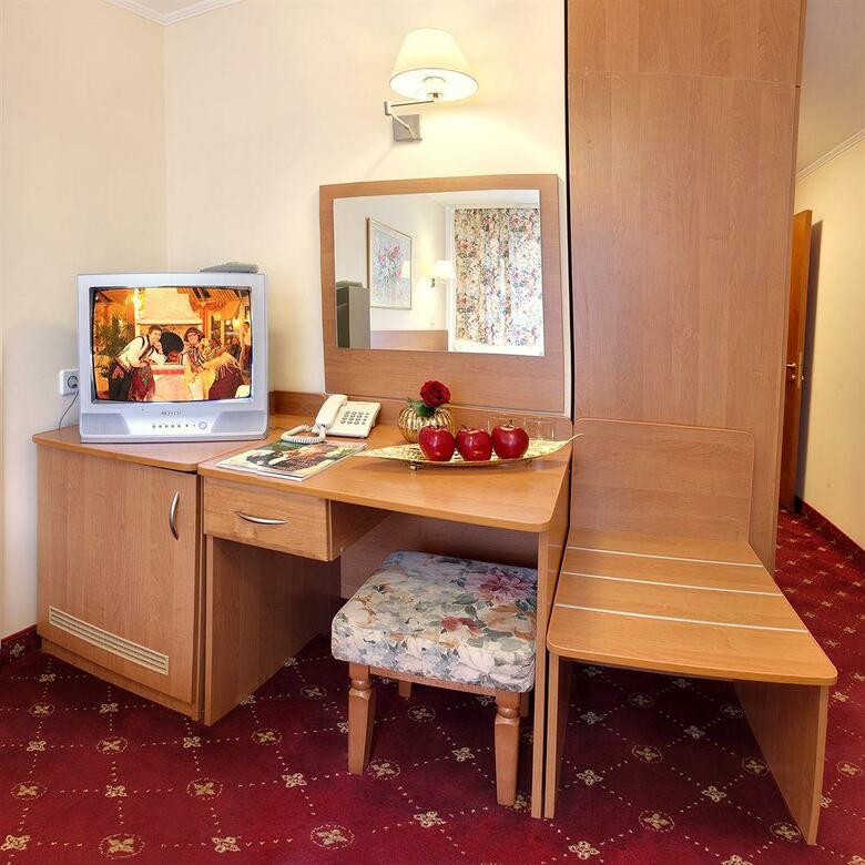 Hotel Nadia