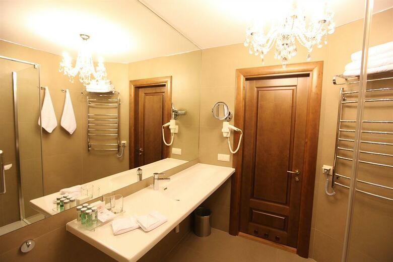 Hotel Nadia