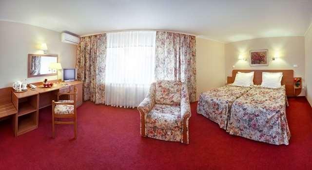 Hotel Nadia