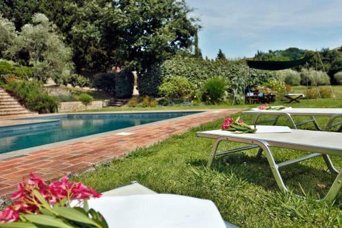 Hostal Guesthouse Villa Baggine