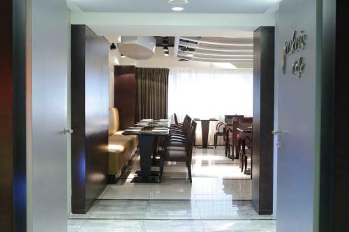K Hotel - Yunghe