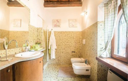 Holiday Home Fabrica Di Roma *xciv *