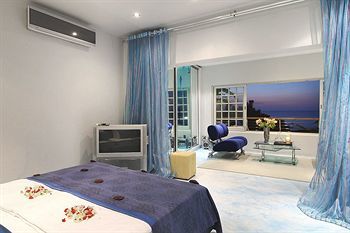 Hotel Days At Sea Beach Lodge