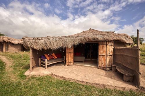 Original Maasai Lodge ? Africa Amini Life