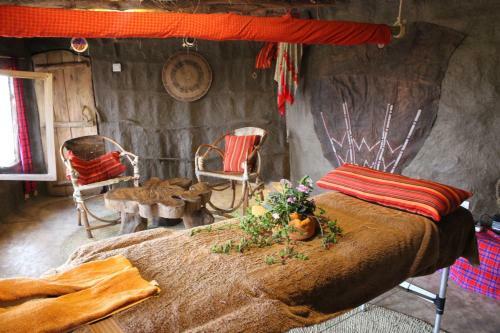 Original Maasai Lodge ? Africa Amini Life