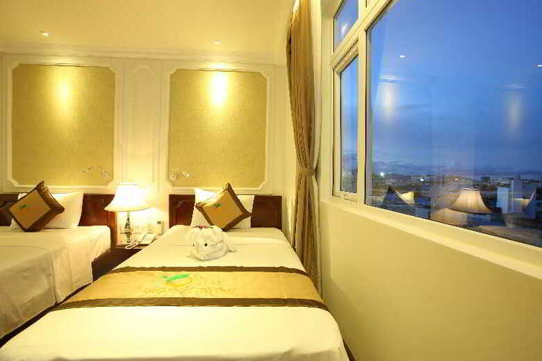 Orange Hotel