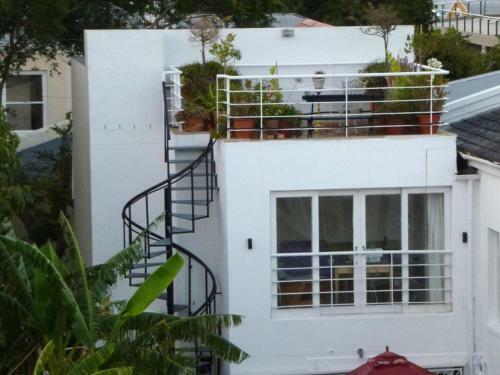 Bed & Breakfast Purple House
