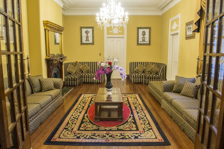 Hotel Palais Royale