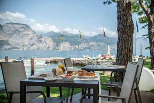 Hotel Du Lac