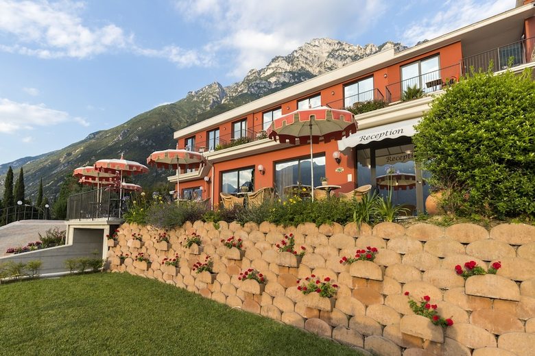 Hotel Oasi Beach