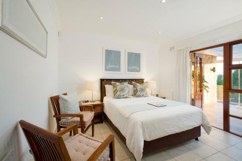 Candlewood Lodge