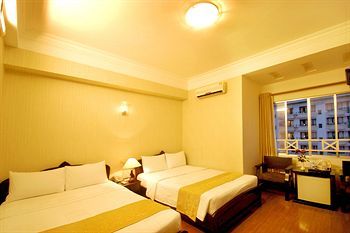 The Light 2 Hotel
