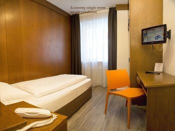 Hotel Ideal Park