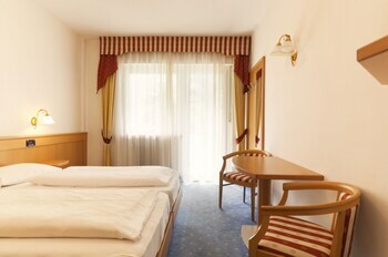 Hotel Ideal Park
