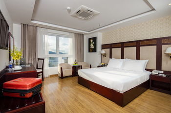 Galliot Hotel