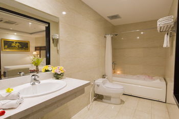 Galliot Hotel