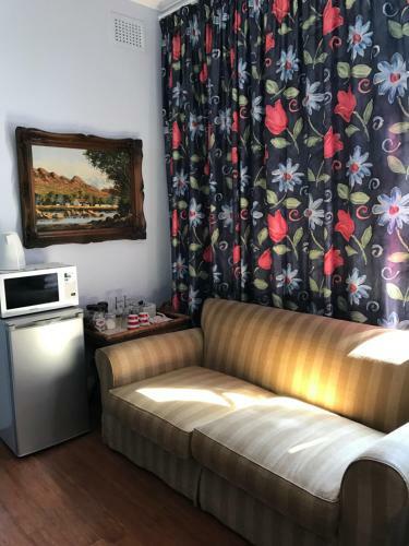 Bed & Breakfast Edens Guest House