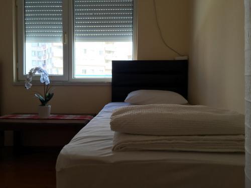 Apartment For 8persons