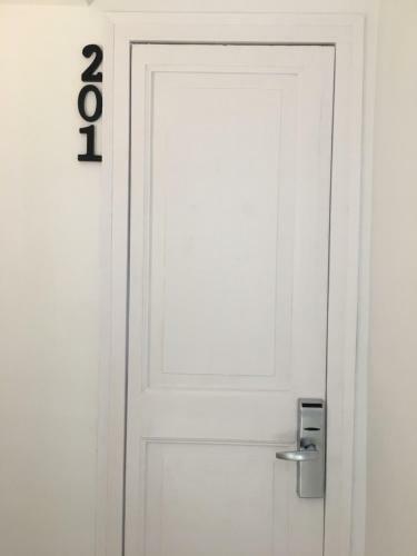 Hostal Madison Residence