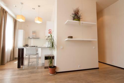 Home Hotel Apartments On Zoloti Vorota