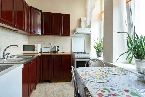 Home Hotel Apartments On Zoloti Vorota