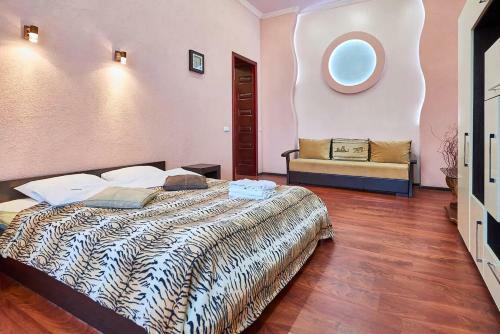 Home Hotel Apartments On Zoloti Vorota