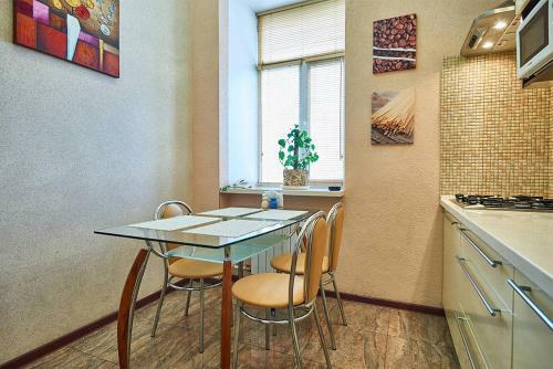 Home Hotel Apartments On Zoloti Vorota