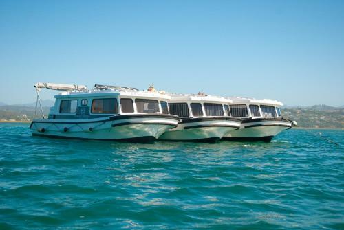 Knysna Houseboats
