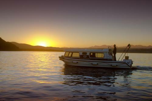 Knysna Houseboats