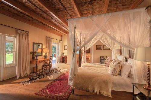 Samara Private Game Reserve Karoo Lodge