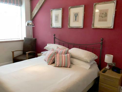Hostal St Bernards