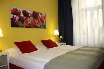 Aparthotel Actilingua Apartment Pension