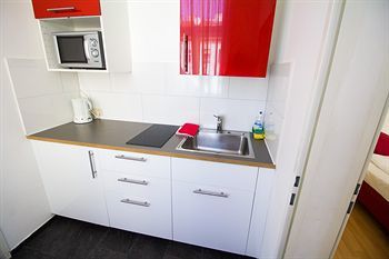 Aparthotel Actilingua Apartment Pension
