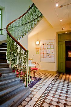 Aparthotel Actilingua Apartment Pension